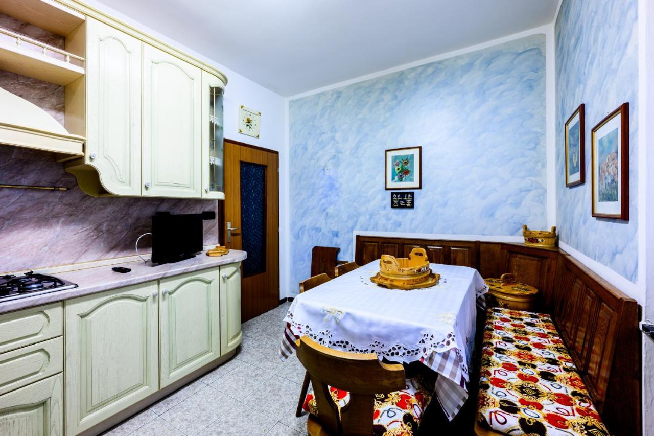 Retro Apartment In The Mountains Mezzolombardo Exterior foto